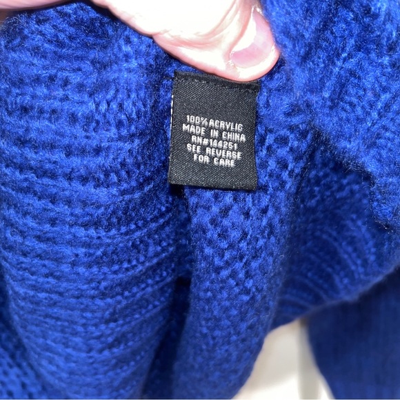 new w/tag MOON & MADISON turtle neck knit pullover sweater SZ L navy/blue/white - Picture 3 of 6